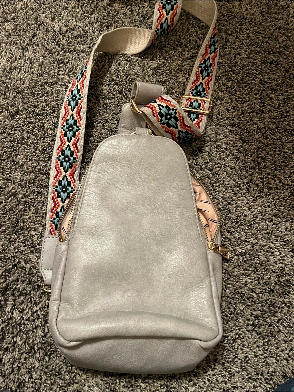Moda Luxe crossbody bag. #1